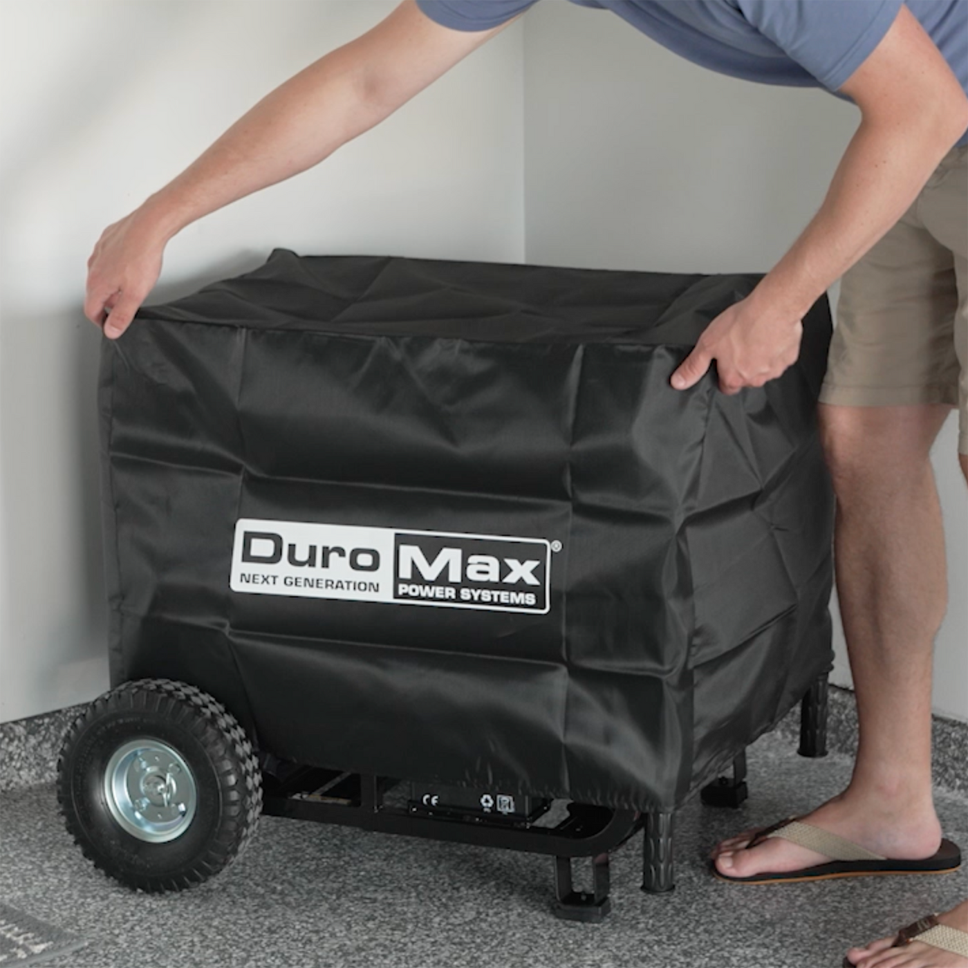 DuroMax XPLGC Large Weather Resistant Dust Guard Portable Generator Cover