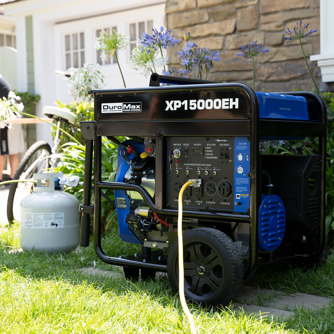 DuroMax XP15000EH 15,000 Watt Portable Dual Fuel Gas Propane Generator